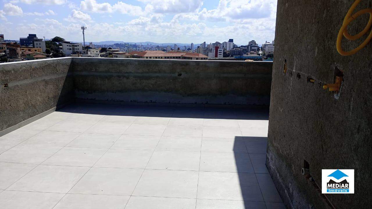 Cobertura à venda com 4 quartos, 160m² - Foto 3