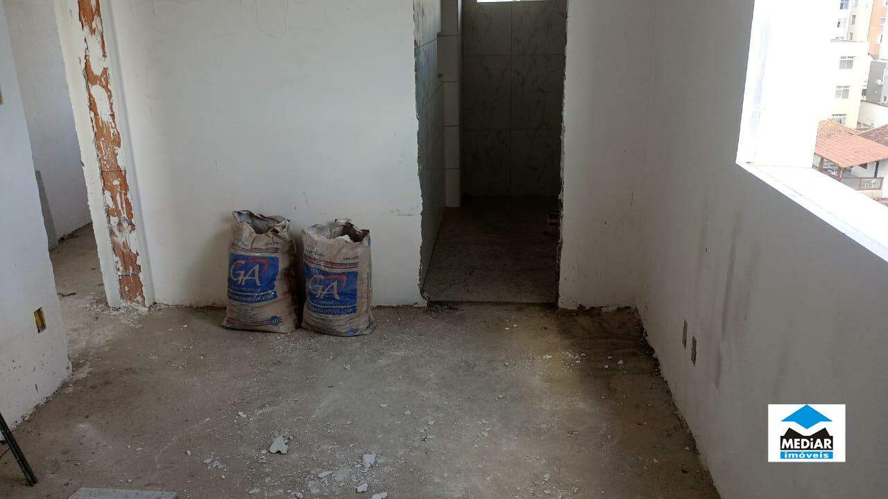 Cobertura à venda com 4 quartos, 160m² - Foto 8