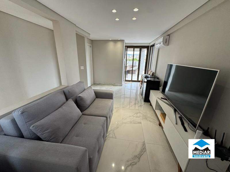 Cobertura à venda com 3 quartos, 170m² - Foto 2