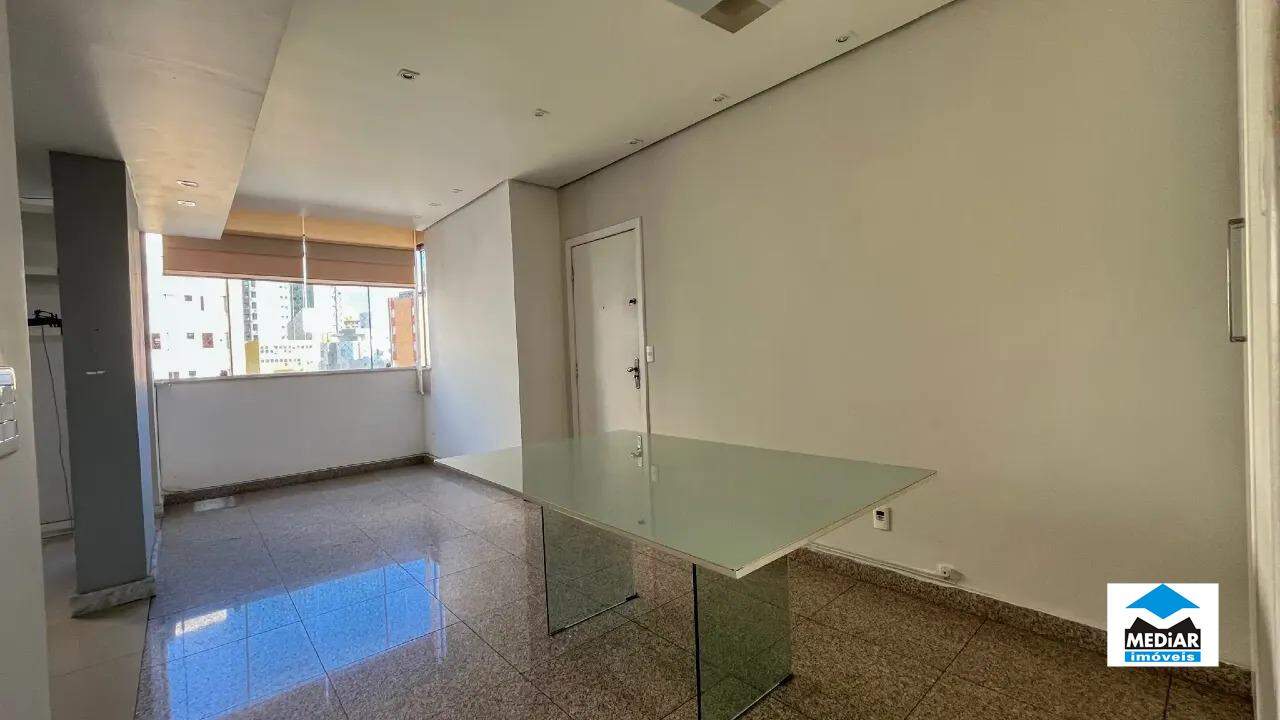 Apartamento à venda com 2 quartos, 104m² - Foto 1