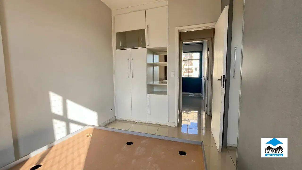 Apartamento à venda com 2 quartos, 104m² - Foto 9