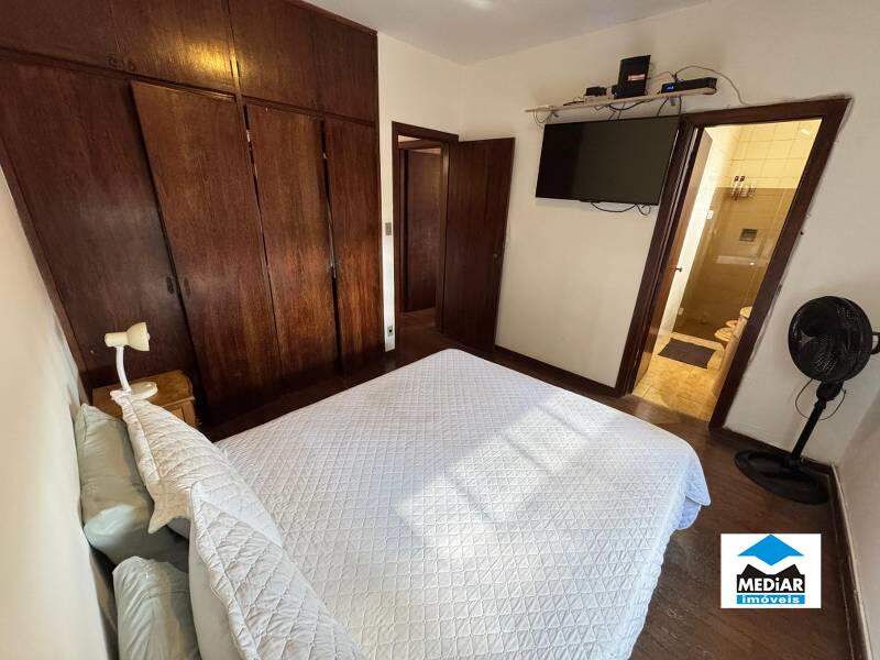 Apartamento à venda com 3 quartos, 95m² - Foto 11