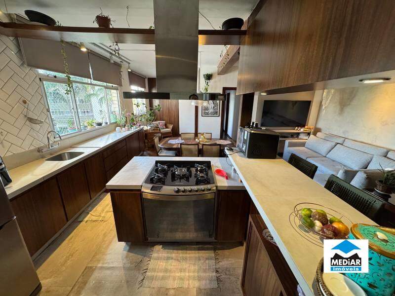 Apartamento à venda com 3 quartos, 95m² - Foto 16
