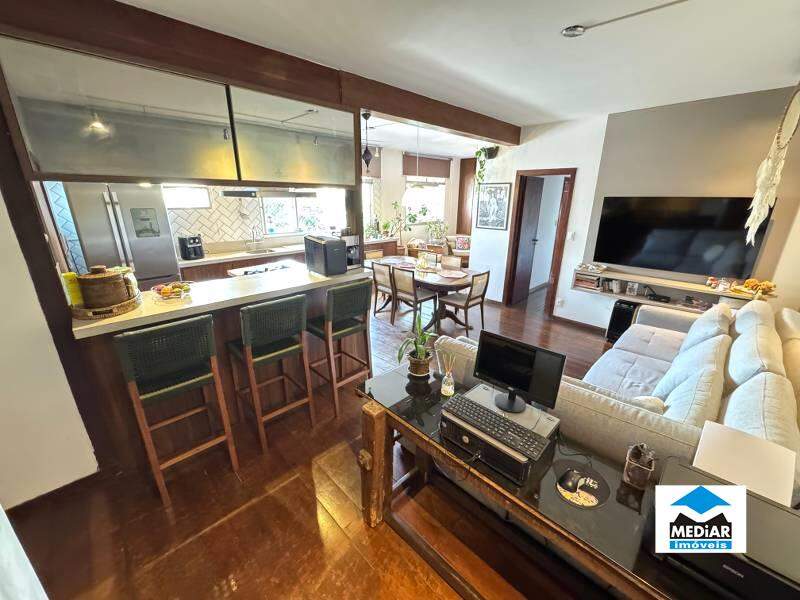 Apartamento à venda com 3 quartos, 95m² - Foto 4