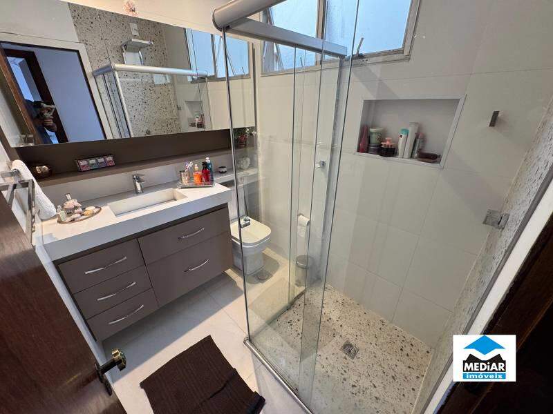 Apartamento à venda com 3 quartos, 95m² - Foto 8