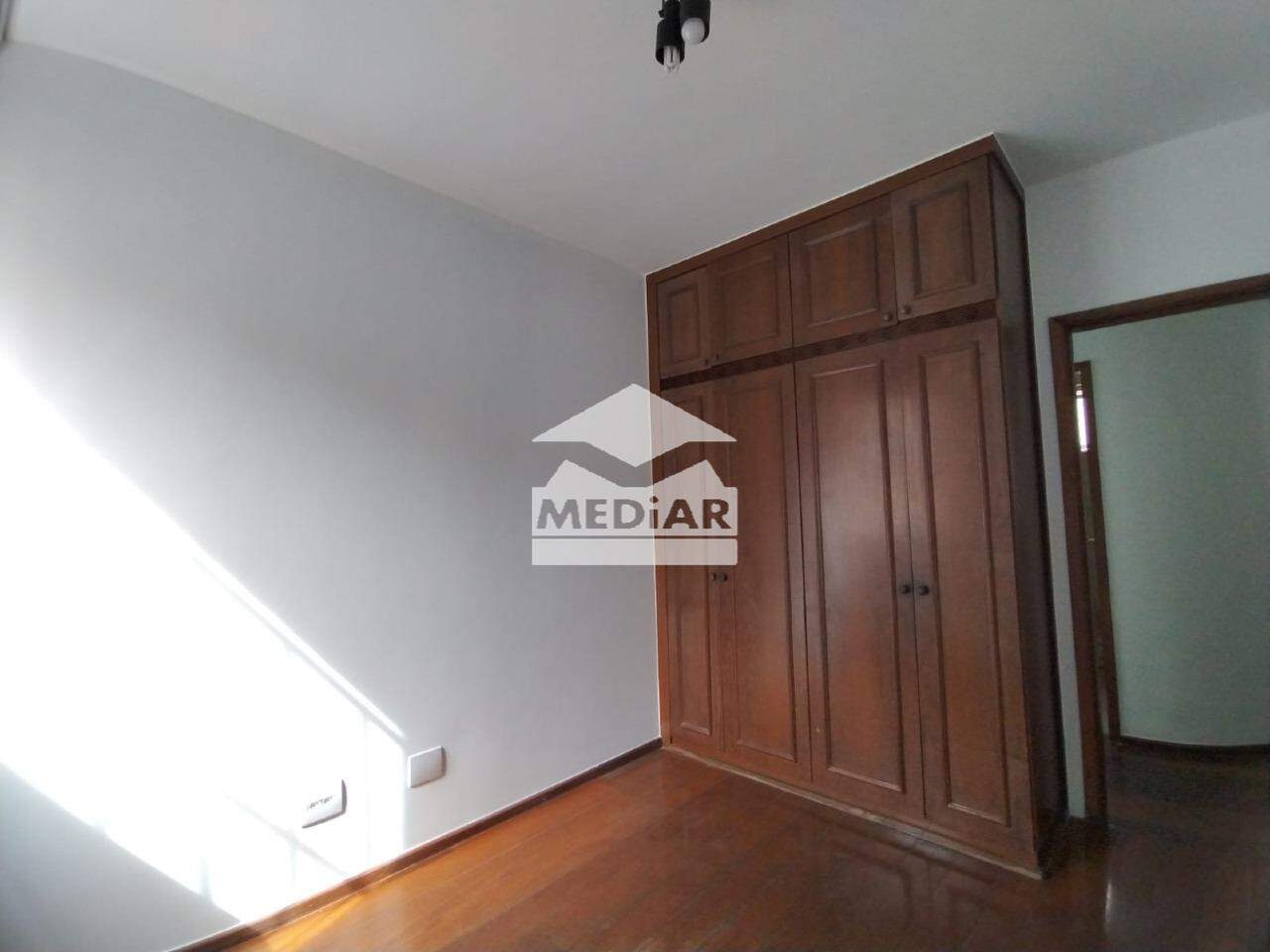 Apartamento à venda com 4 quartos, 142m² - Foto 5