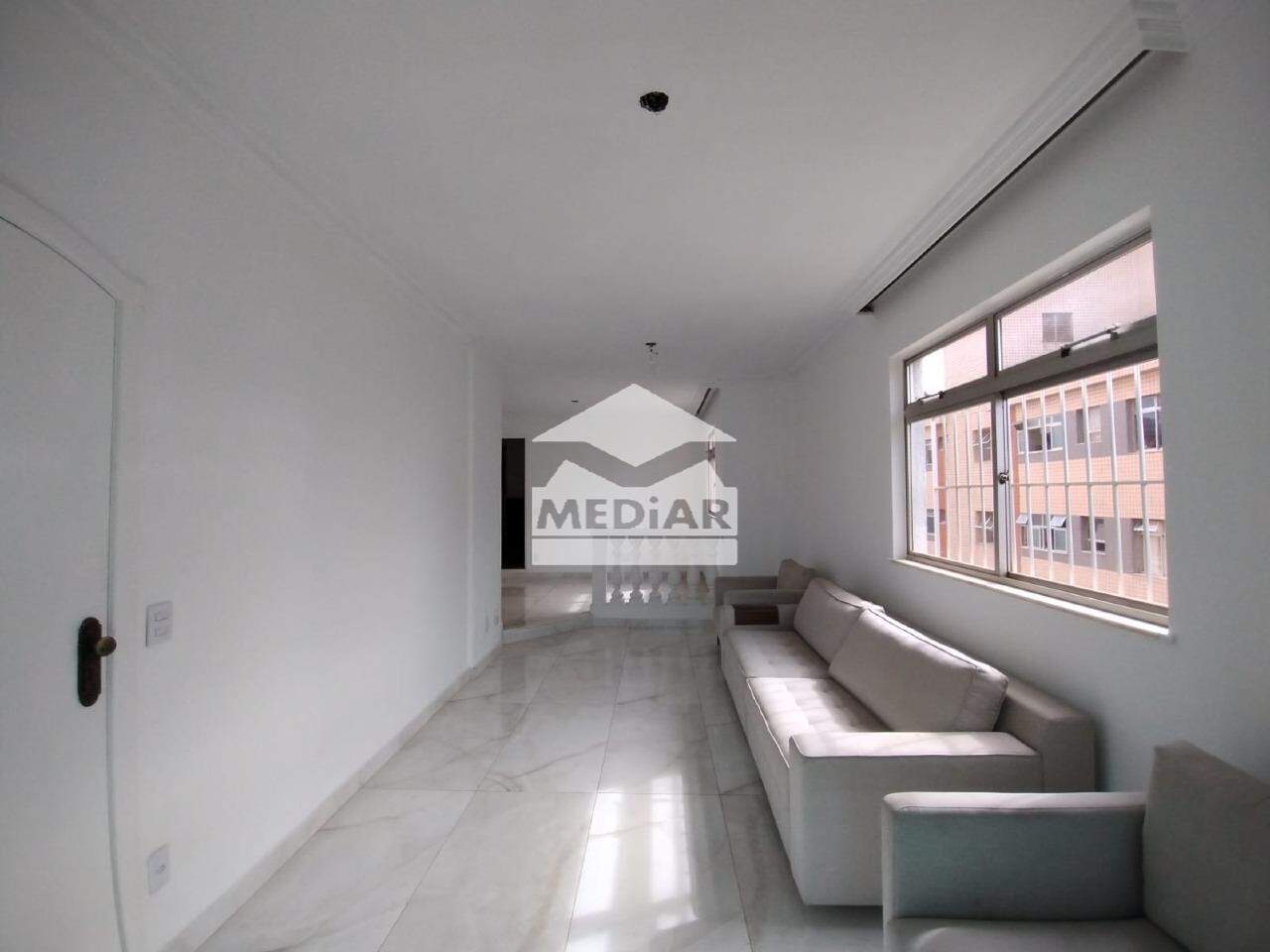 Apartamento à venda com 4 quartos, 142m² - Foto 2