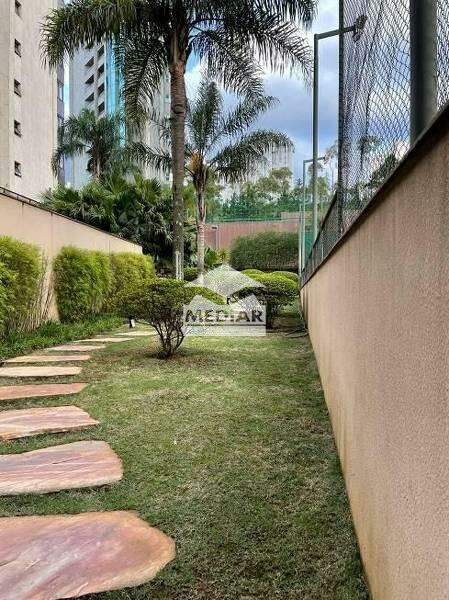 Apartamento à venda com 4 quartos, 230m² - Foto 13