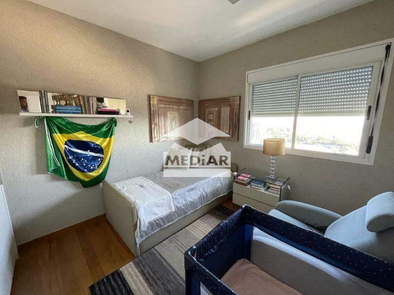 Apartamento à venda com 4 quartos, 230m² - Foto 19
