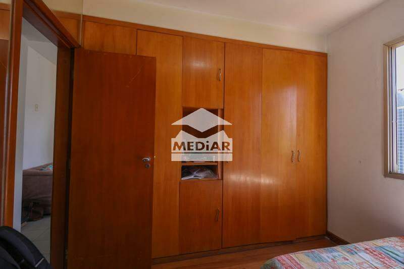 Apartamento à venda com 1 quarto, 40m² - Foto 9