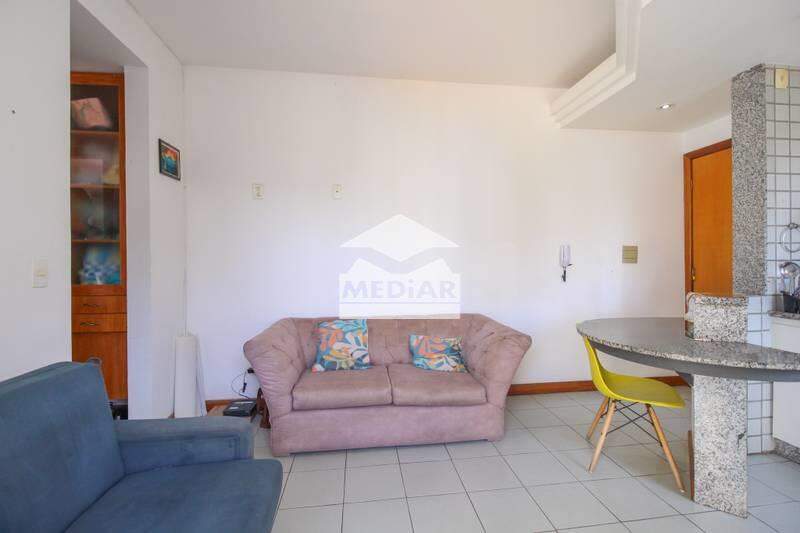 Apartamento à venda com 1 quarto, 40m² - Foto 3
