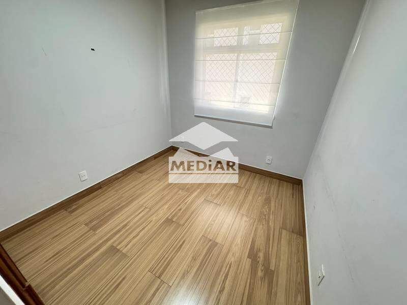 Cobertura à venda com 4 quartos, 220m² - Foto 15