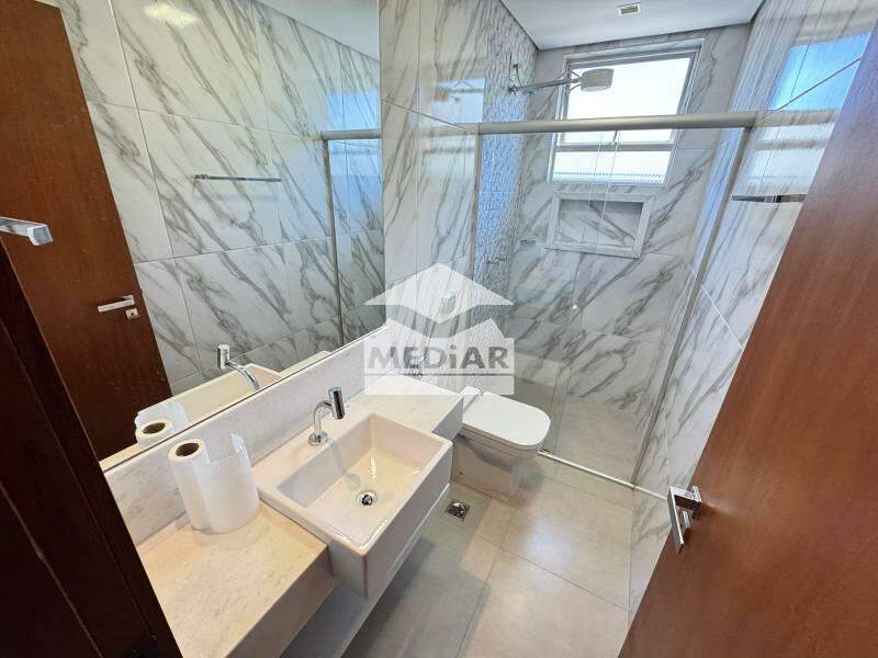 Cobertura à venda com 4 quartos, 220m² - Foto 16