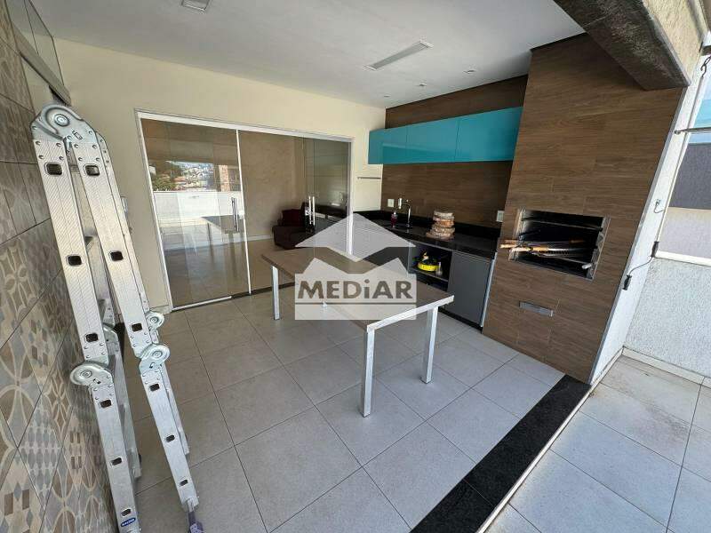 Cobertura à venda com 4 quartos, 220m² - Foto 6