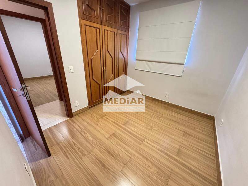 Cobertura à venda com 4 quartos, 220m² - Foto 8