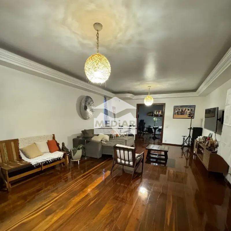 Apartamento à venda com 3 quartos, 120m² - Foto 5