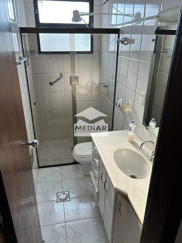 Cobertura à venda com 3 quartos, 250m² - Foto 19
