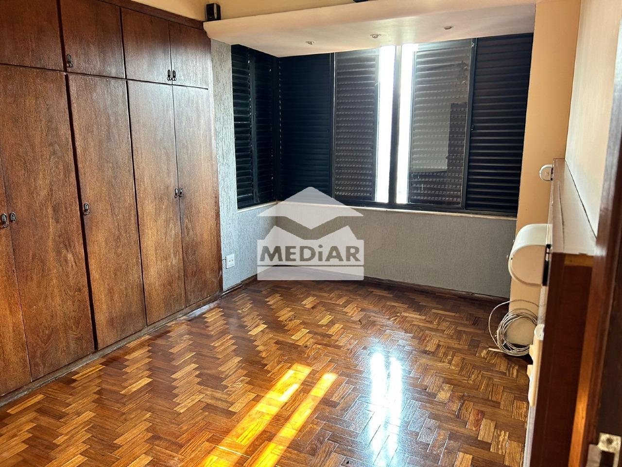 Cobertura à venda com 3 quartos, 250m² - Foto 15