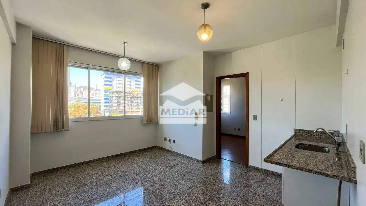 Apartamento à venda com 1 quarto, 40m² - Foto 8