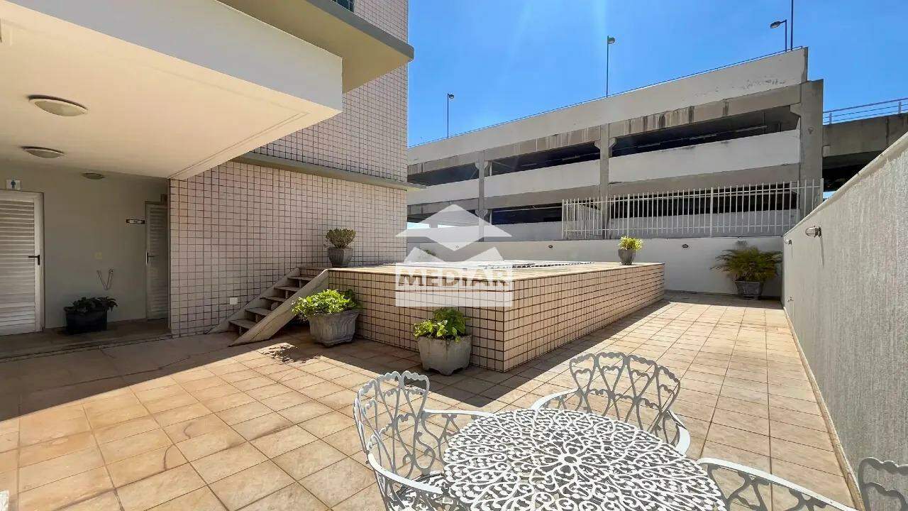 Apartamento à venda com 1 quarto, 40m² - Foto 15