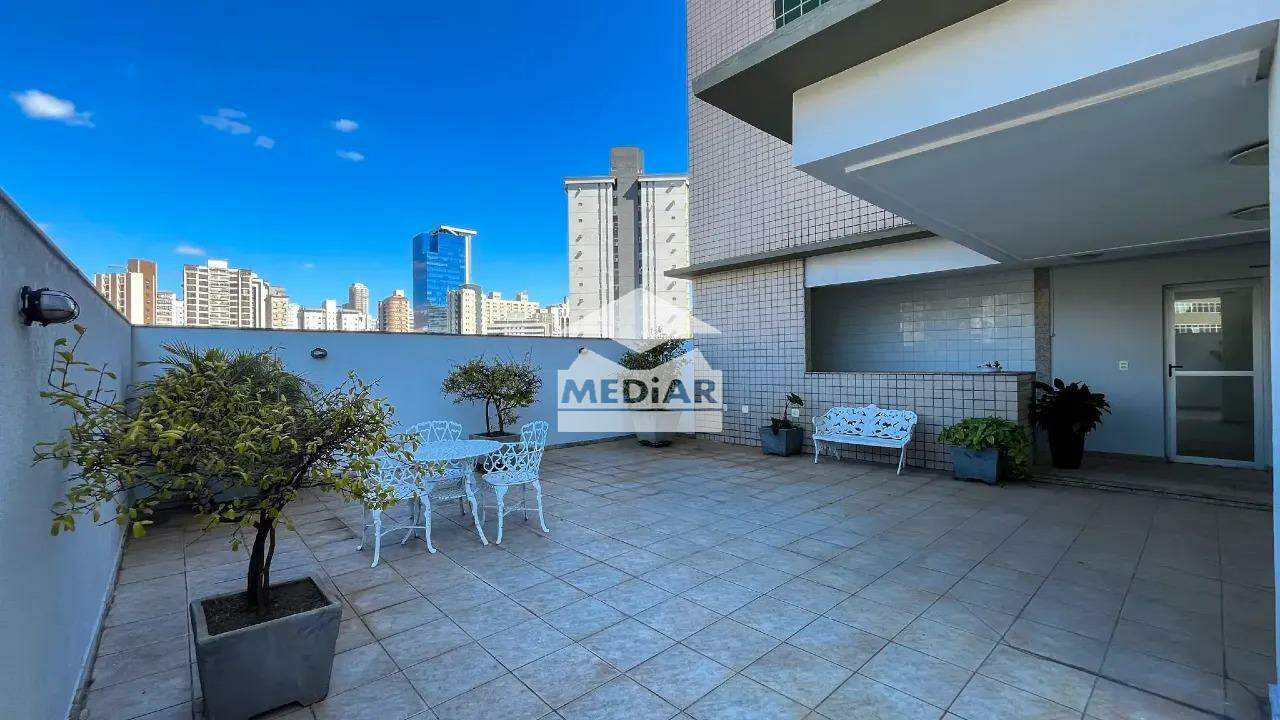 Apartamento à venda com 1 quarto, 40m² - Foto 18