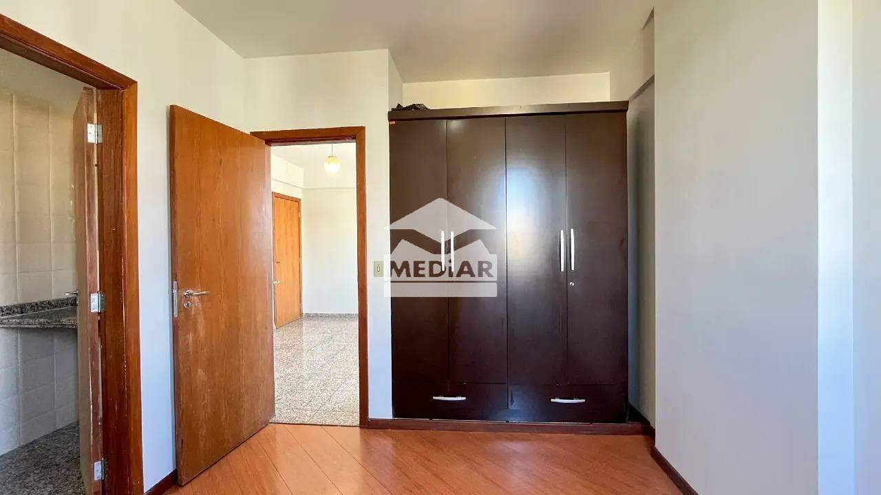 Apartamento à venda com 1 quarto, 40m² - Foto 6