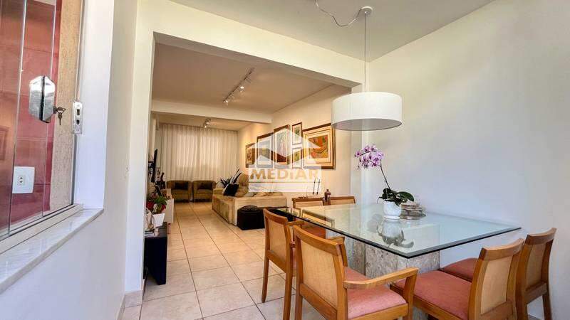 Casa à venda com 3 quartos, 110m² - Foto 5