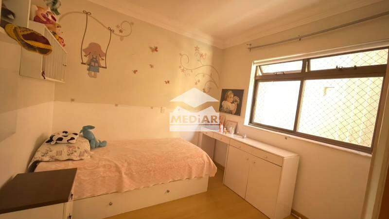 Apartamento à venda com 4 quartos, 113m² - Foto 21