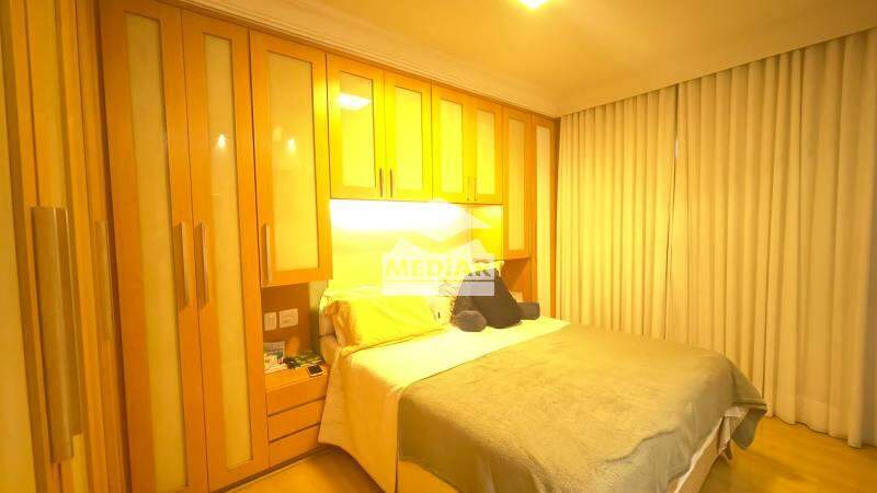 Apartamento à venda com 4 quartos, 113m² - Foto 24