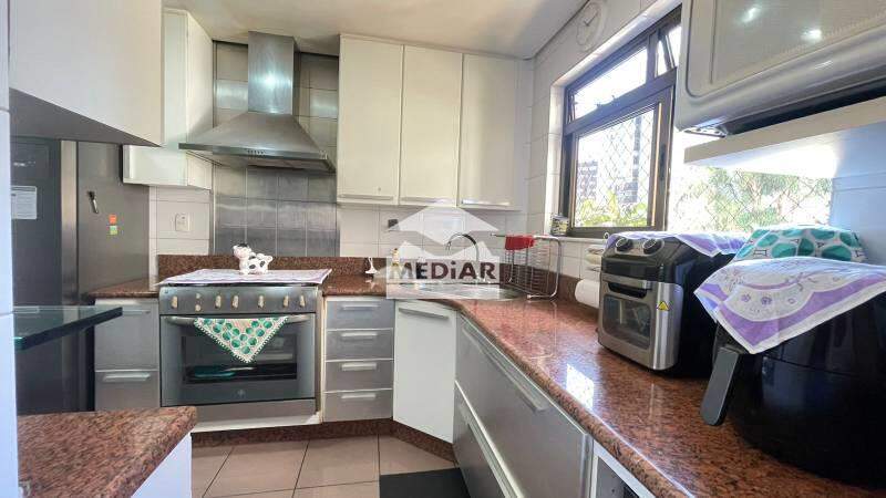 Apartamento à venda com 4 quartos, 113m² - Foto 9