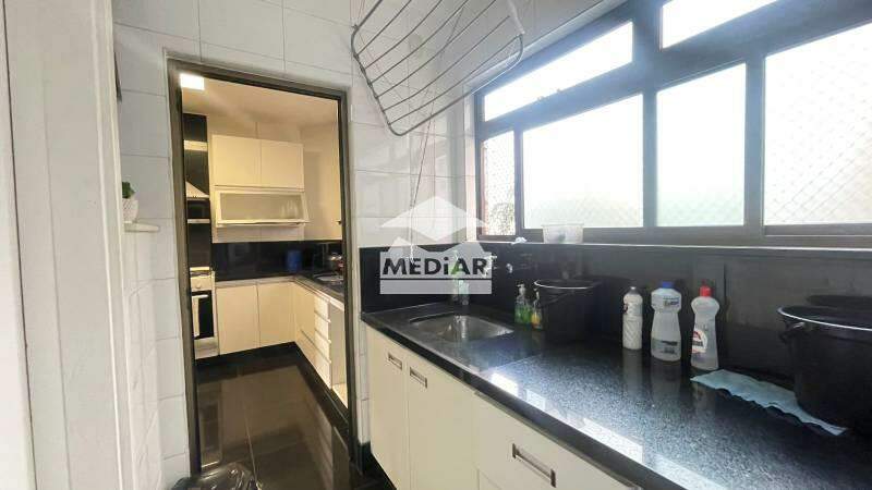 Apartamento à venda com 4 quartos, 113m² - Foto 9