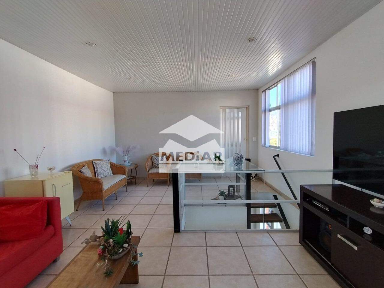 Cobertura à venda com 2 quartos, 110m² - Foto 5
