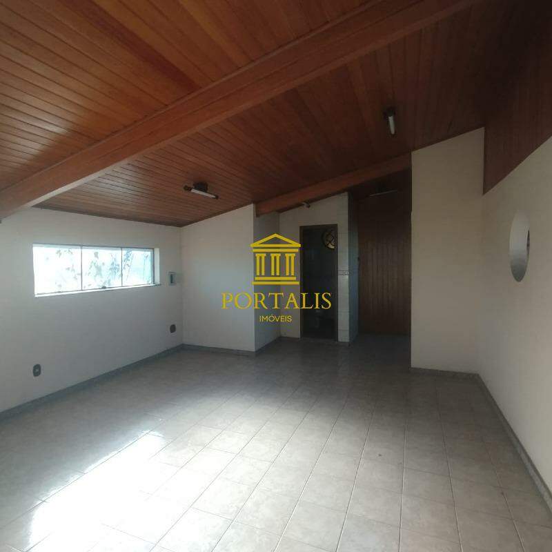 Casa, 5 quartos, 297 m² - Foto 2