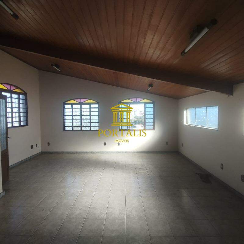 Casa, 5 quartos, 297 m² - Foto 3