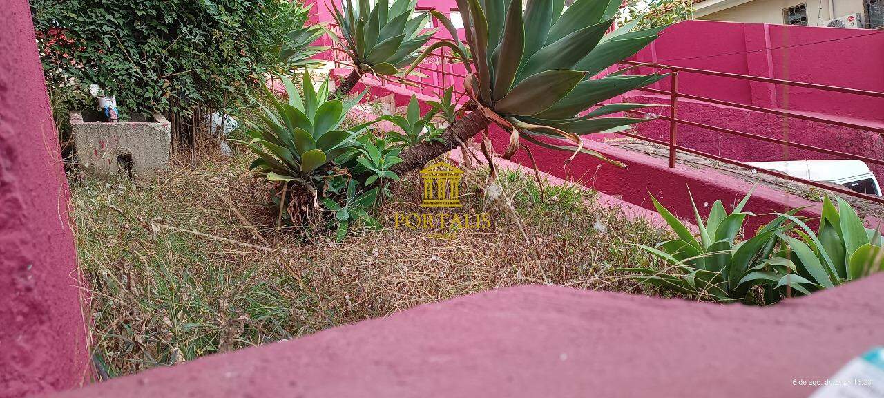 Casa à venda com 1 quarto, 140m² - Foto 1