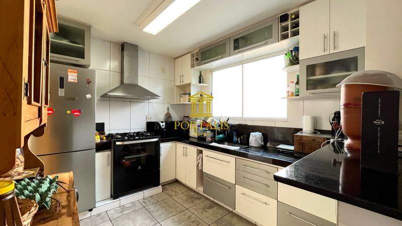 Casa à venda com 4 quartos, 110m² - Foto 11
