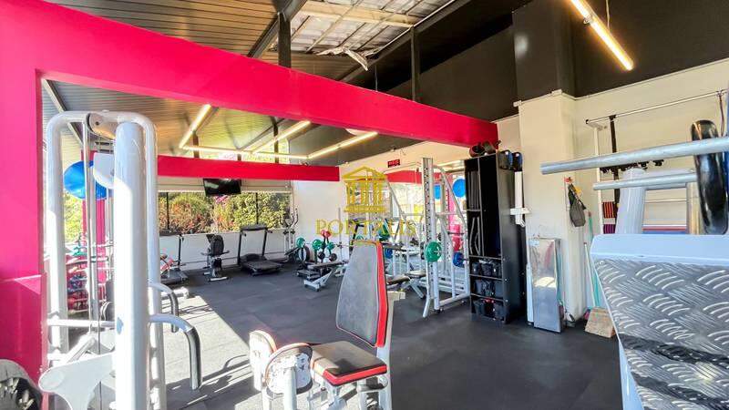 Casa à venda com 4 quartos, 110m² - Foto 13