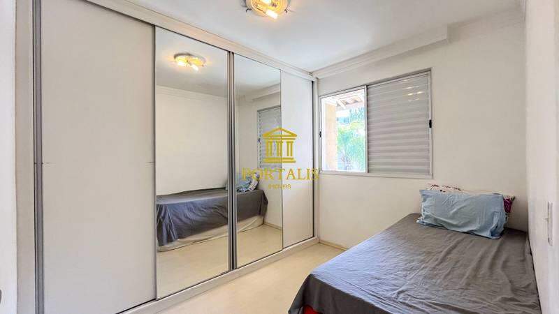 Casa à venda com 4 quartos, 110m² - Foto 17