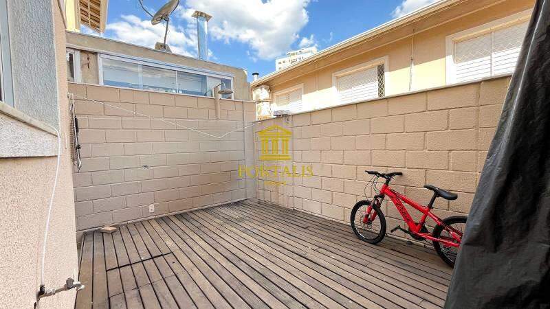 Casa à venda com 4 quartos, 110m² - Foto 25