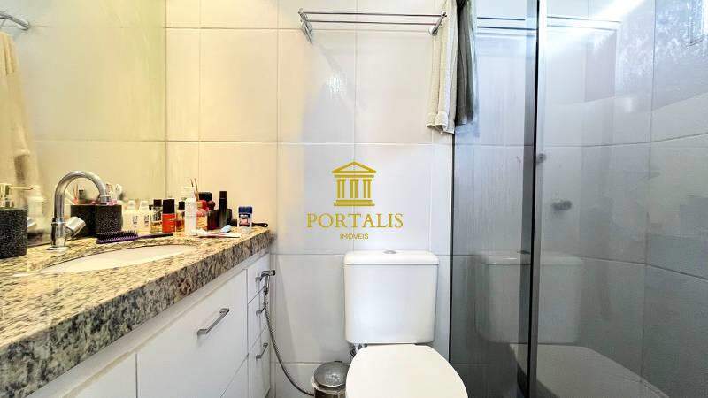 Casa à venda com 4 quartos, 110m² - Foto 9