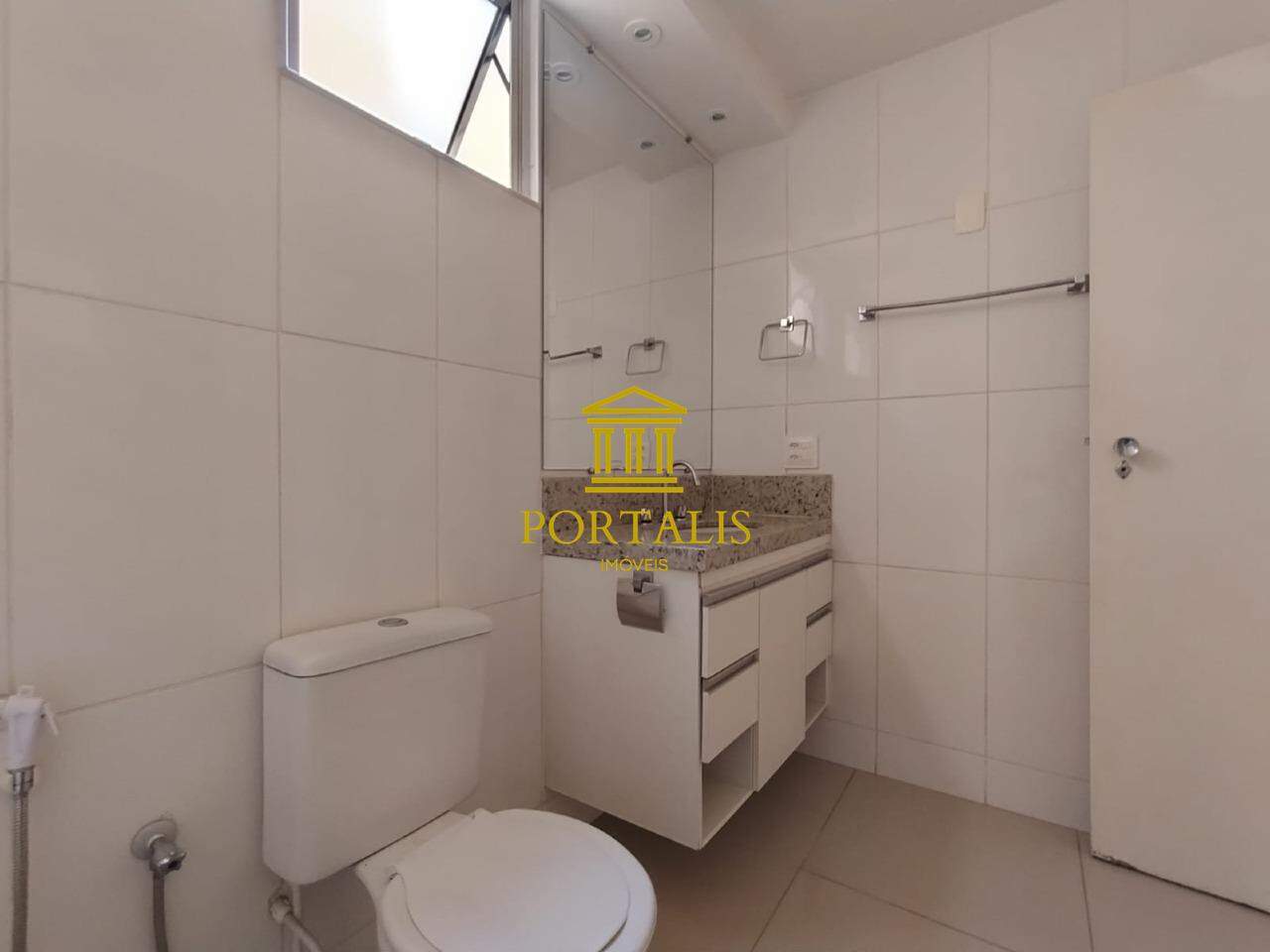 Apartamento para alugar com 3 quartos, 90m² - Foto 17