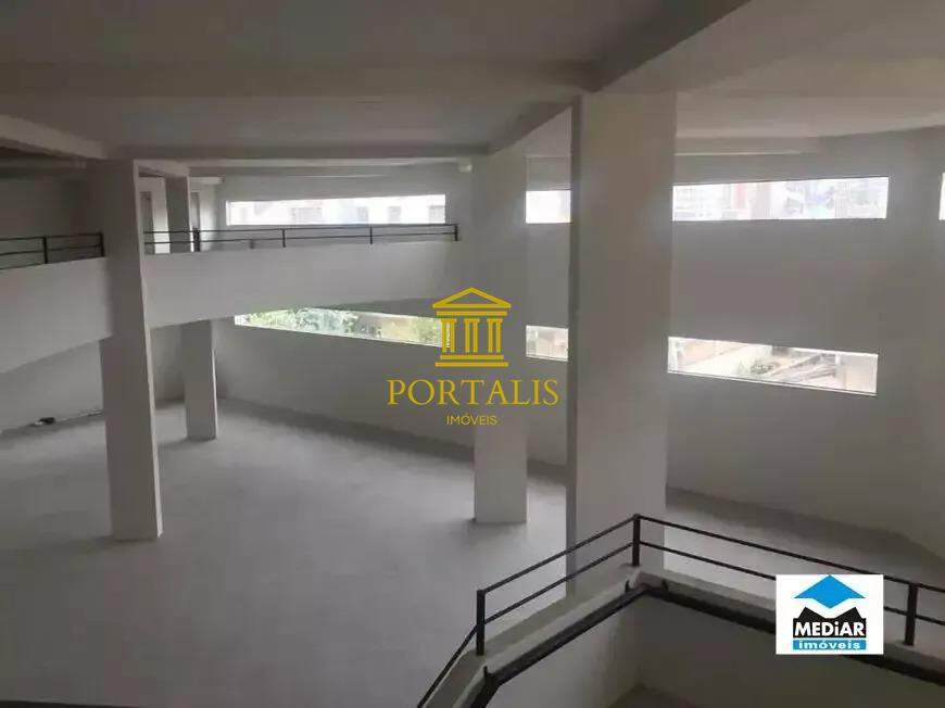 Prédio Inteiro para alugar, 1940m² - Foto 4