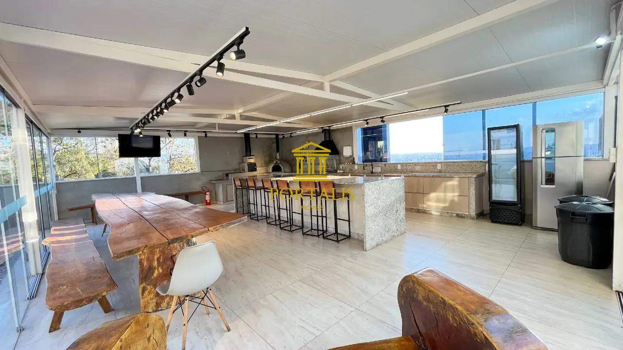 Apartamento à venda com 3 quartos, 86m² - Foto 2