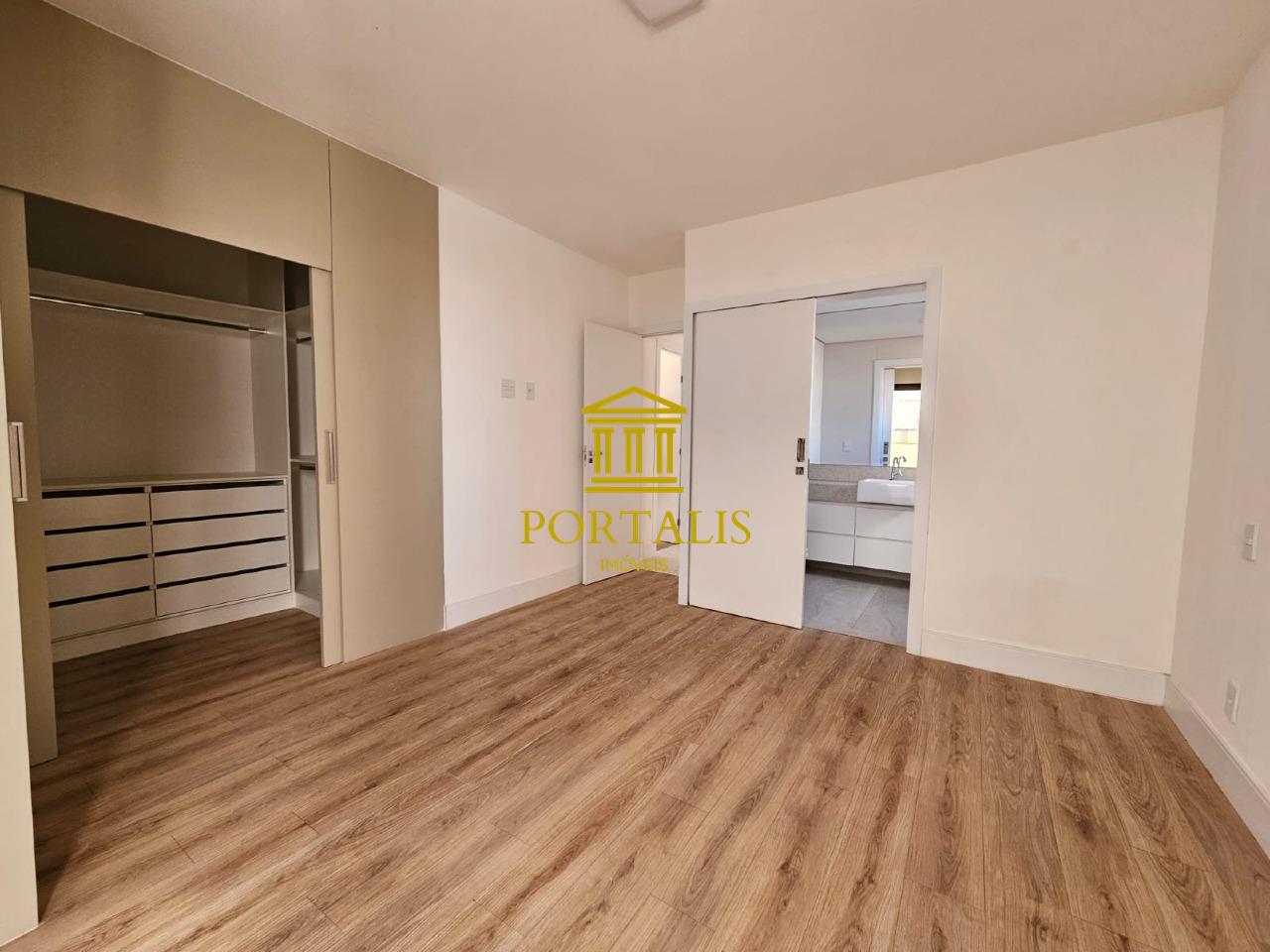 Cobertura, 3 quartos, 220 m² - Foto 10