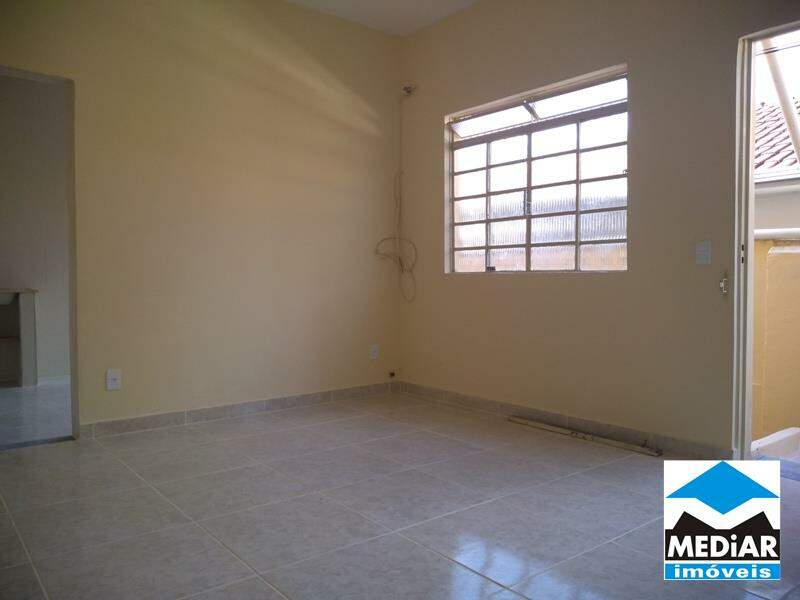 Casa, 9 quartos, 269 m² - Foto 3