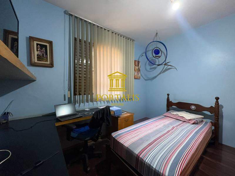 Casa, 3 quartos, 268 m² - Foto 14