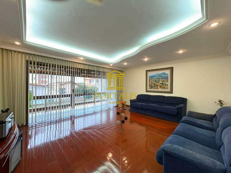 Casa, 3 quartos, 268 m² - Foto 18