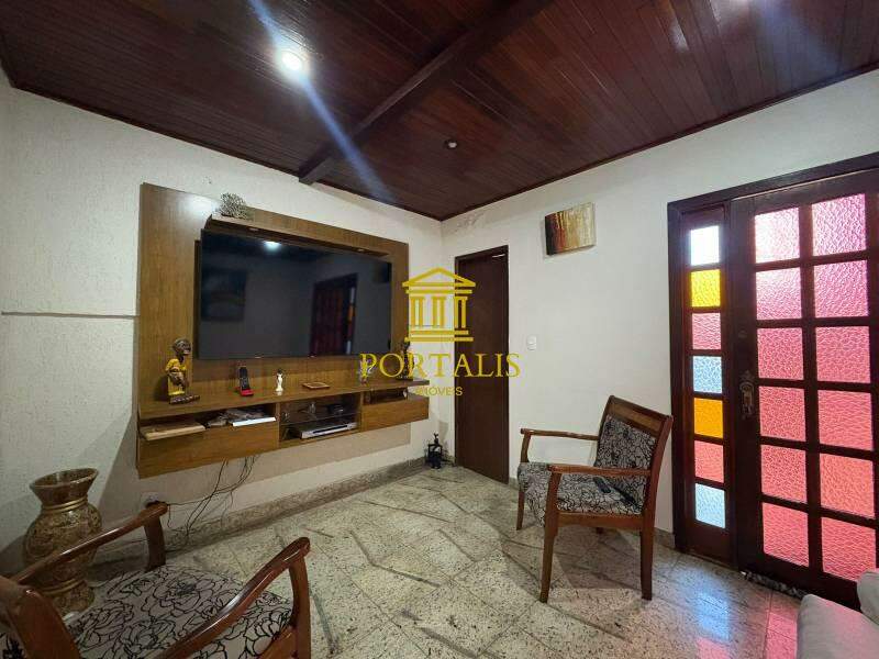 Casa, 3 quartos, 268 m² - Foto 23