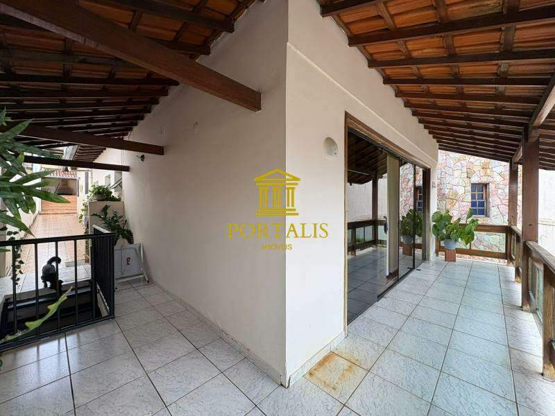 Casa, 3 quartos, 268 m² - Foto 7