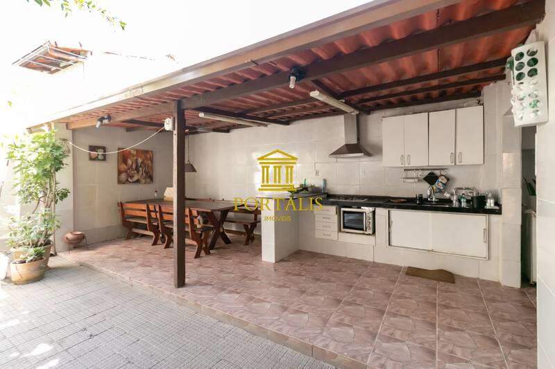 Casa, 3 quartos, 287 m² - Foto 15